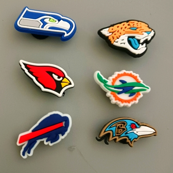 15 New Sports Charms for Crocs - Picture 2 of 4